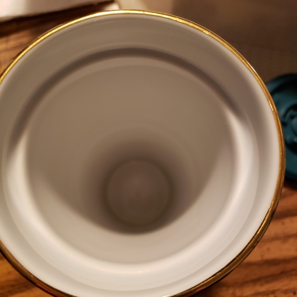 Retired Starbucks Kitchen 2017 Collection - Picture 7 of 8